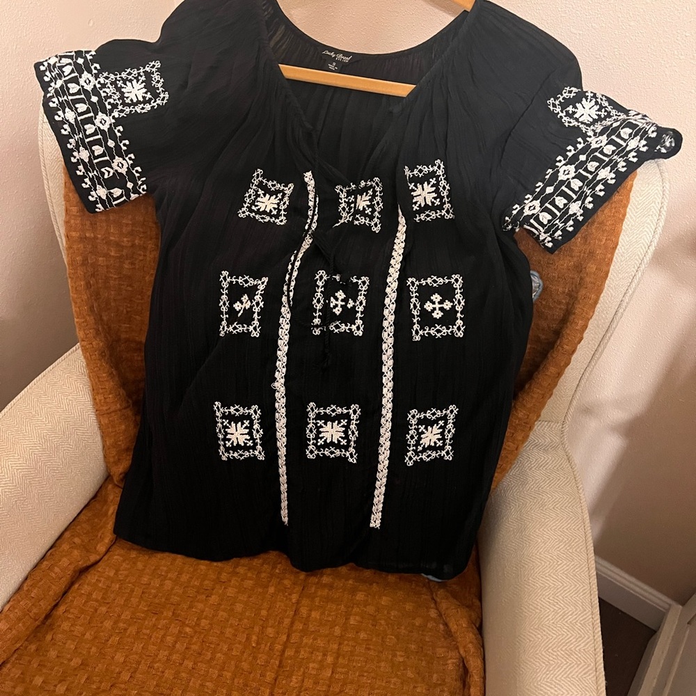 Lucky brand top